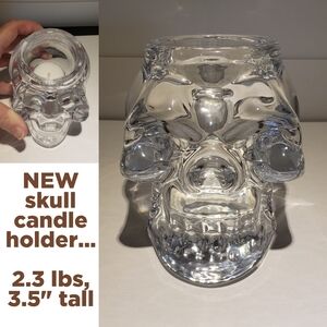 NWT skull candleholder